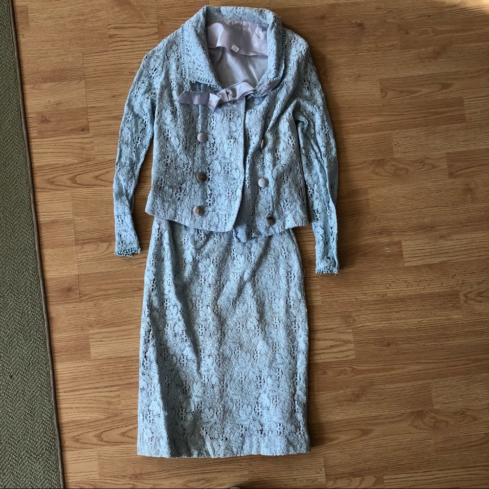 SOLD Vintage 1960s skirt and blazer set